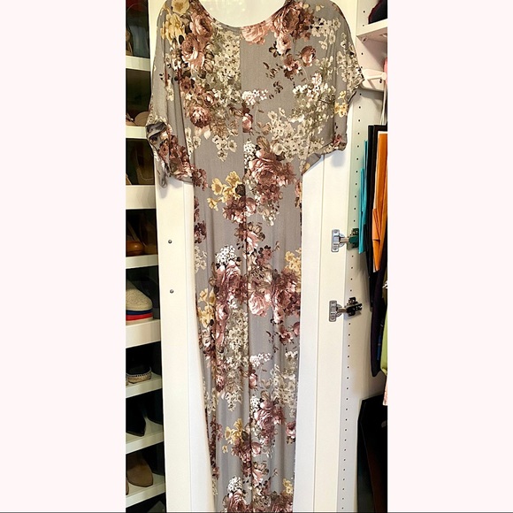 M Boutique Floral Maxi Dress - Picture 2 of 5